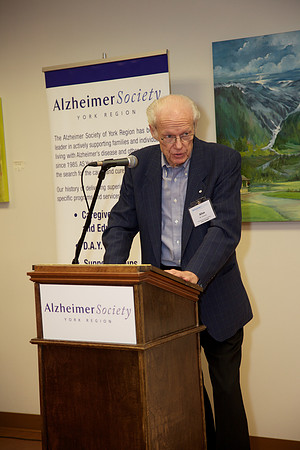 Alz 113